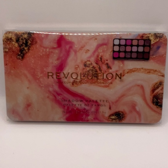 Revolution Makeup London 18 Color Shadow Palette Forever Flawless Afinity - Picture 1 of 2